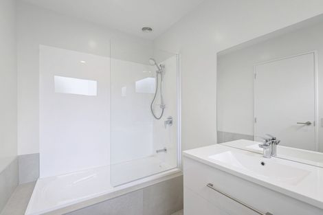 Photo of property in 3/61 Marshland Road, Shirley, Christchurch, 8061