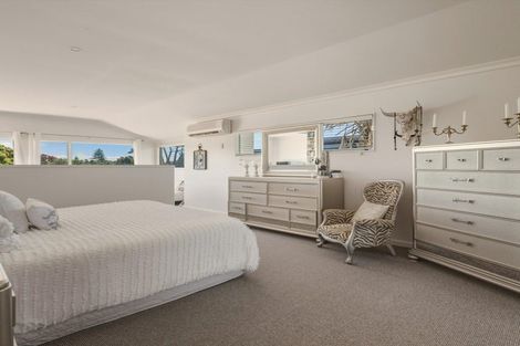 Photo of property in 198 Oceanbeach Road, Mount Maunganui, 3116