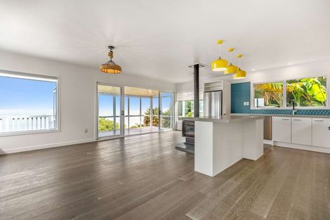 Photo of property in 35 Adams Road, Thornton Bay, Thames, 3575