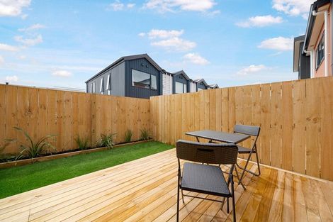 Photo of property in 4/85 Jaemont Avenue, Te Atatu South, Auckland, 0610