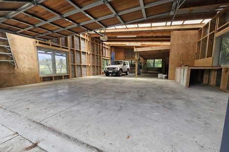 Photo of property in 671 No 3 Line, Okoia, Whanganui, 4582