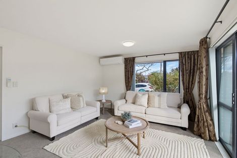 Photo of property in 1/42 Sawyers Arms Road, Northcote, Christchurch, 8052