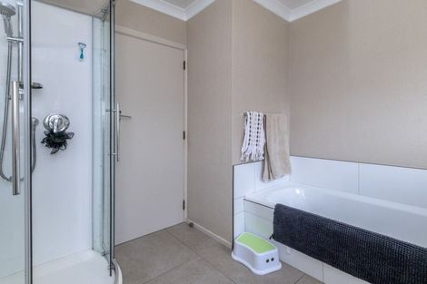 Photo of property in 6 Windsor Place, Levin, 5510