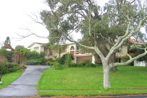 Photo of property in 150 Fisher Parade, Farm Cove, Auckland, 2012