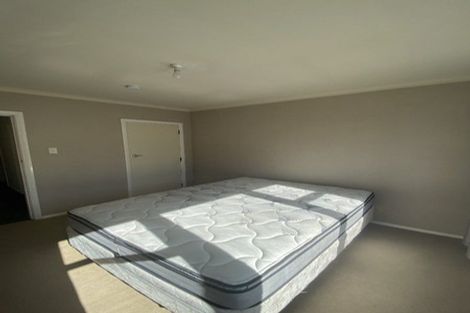 Photo of property in 11 Huia Street, Tawa, Wellington, 5028