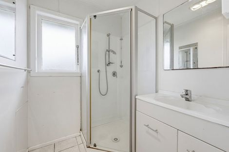 Photo of property in 47 Fairdene Avenue, Henderson, Auckland, 0610