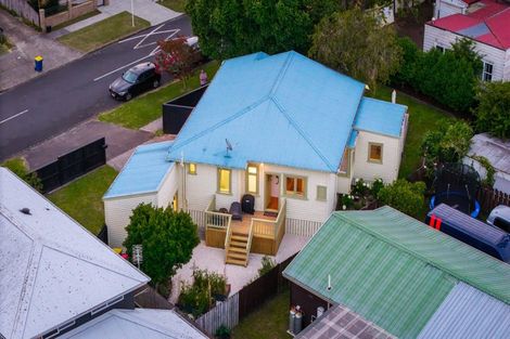 Photo of property in 2a Gardner Avenue, New Lynn, Auckland, 0600