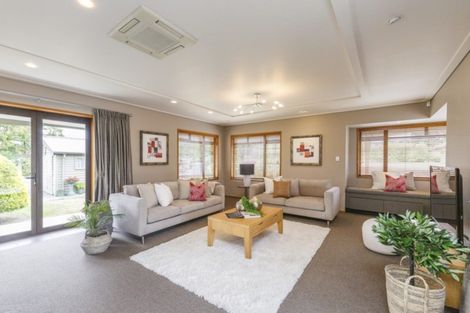 Photo of property in 37 East Street, Terrace End, Palmerston North, 4410