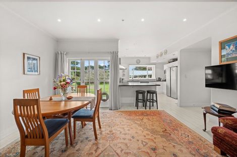 Photo of property in 26 South Featherston Road, South Featherston, Featherston, 5771