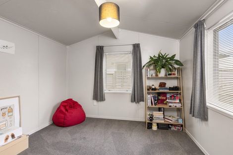 Photo of property in 3a Kingsbridge Drive, Burwood, Christchurch, 8083