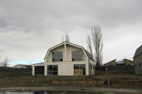 Photo of property in 9 Austral Place, Cromwell, 9310