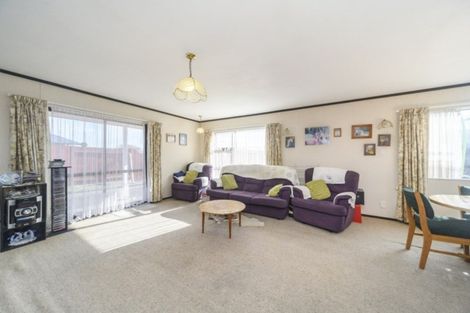 Photo of property in 46 Acacia Street, Kelvin Grove, Palmerston North, 4414