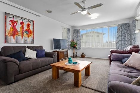 Photo of property in 29 Rata Avenue, Edgecumbe, 3120