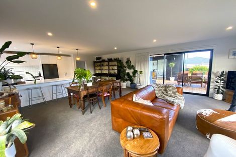 Photo of property in 38 Huntaway Close, Stoke, Nelson, 7011