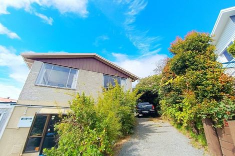 Photo of property in 33 Ernest Street, Ranui, Porirua, 5024