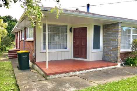 Photo of property in 42 Archibald Road, Kelston, Auckland, 0602