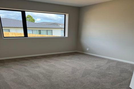 Photo of property in 12 Springhill Lane, Sunnyvale, Auckland, 0612