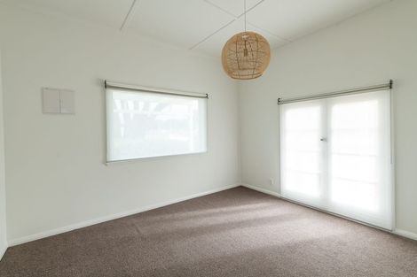 Photo of property in 22 Para Street, Miramar, Wellington, 6022