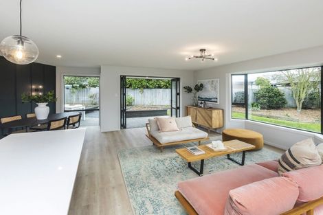 Photo of property in 21 Kingsbridge Drive, Burwood, Christchurch, 8083