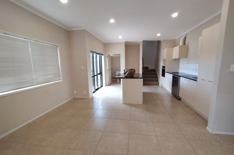 Photo of property in 82 Skip Lane, East Tamaki, Auckland, 2013