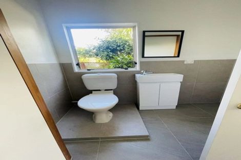 Photo of property in 1/85 Ocean View Road, Hillcrest, Auckland, 0627