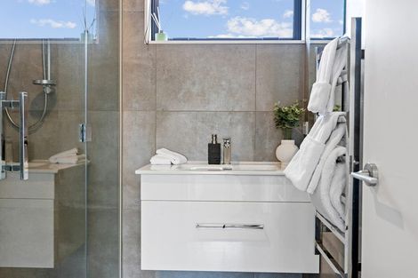 Photo of property in 4/112 Purchas Street, Edgeware, Christchurch, 8013