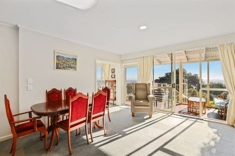 Photo of property in 40 Cannon Hill Crescent, Mount Pleasant, Christchurch, 8081