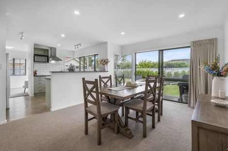 Photo of property in 22 Lakeside Drive, Orewa, 0931