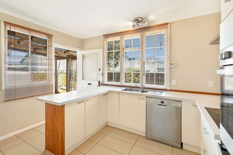 Photo of property in 53 Balgownie Avenue, Gonville, Whanganui, 4501