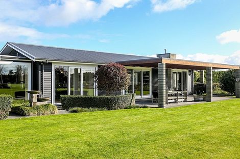 Photo of property in 50a Richmond Road, Brixton, New Plymouth, 4373