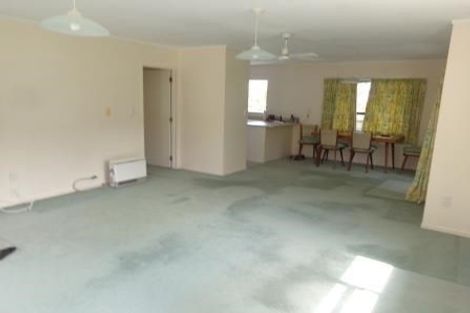 Photo of property in 6 Lantana Road, Green Bay, Auckland, 0604