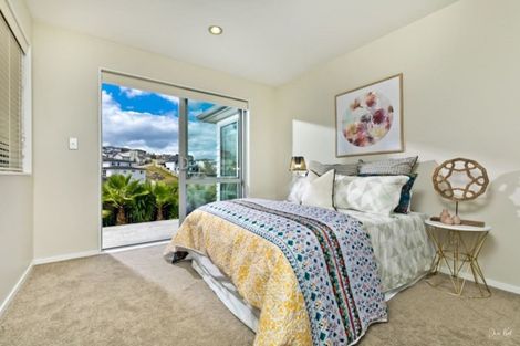 Photo of property in 18 Virginia Street, Henderson, Auckland, 0612