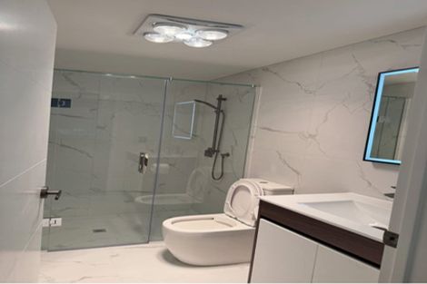 Photo of property in 2 Embling Place, Eastern Beach, Auckland, 2012