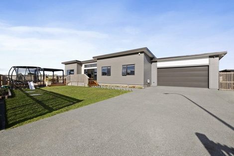 Photo of property in 29 Weka Street, Mangawhai, 0505