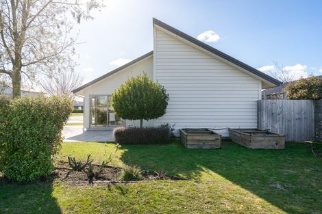 Photo of property in 6 Maitland Crescent, Rolleston, 7614