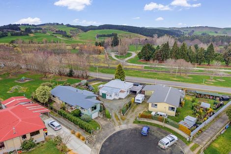 Photo of property in 15 Cambridge Terrace, East Gore, Gore, 9710