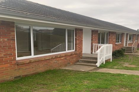 Photo of property in 2/300 Lake Road, Hauraki, Auckland, 0622