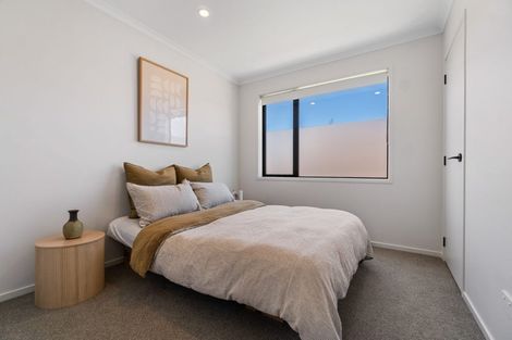 Photo of property in 1092c Great North Road, Point Chevalier, Auckland, 1022