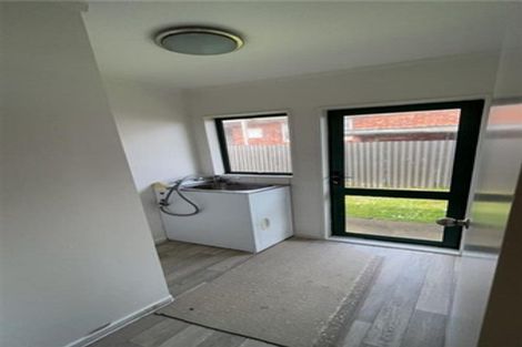 Photo of property in 1 Wood Avenue, Mangere East, Auckland, 2024