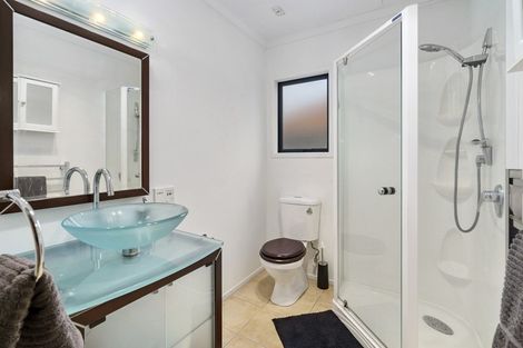 Photo of property in 106 Pacific Drive, Fitzherbert, Palmerston North, 4410