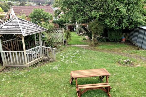 Photo of property in 27 Forresbank Avenue, Wakari, Dunedin, 9010