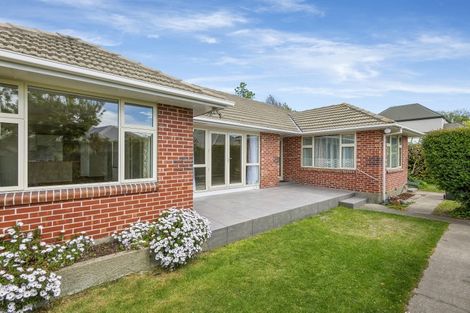 Photo of property in 29 Gleneagles Terrace, Ilam, Christchurch, 8053