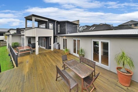 Photo of property in 25 Saint Maroun Rise, The Gardens, Auckland, 2105
