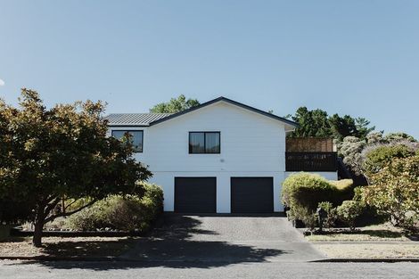 Photo of property in 6 Gates Road, Waikanae Beach, Waikanae, 5036