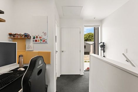 Photo of property in 16 Dallas Lane, Caversham, Dunedin, 9012