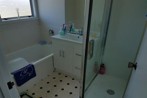 Photo of property in 44 Alabaster Drive, Papatoetoe, Auckland, 2025