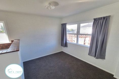 Photo of property in 12 Raglan Street, Mangere East, Auckland, 2024