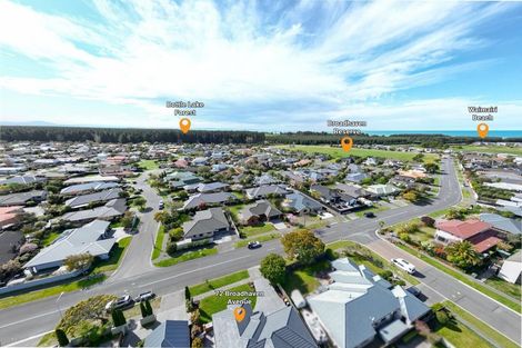 Photo of property in 72 Broadhaven Avenue, Parklands, Christchurch, 8083