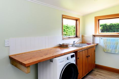 Photo of property in 19 Mount John Road, Waimate, 7977