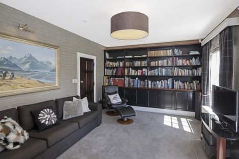 Photo of property in 27 Glandovey Road, Fendalton, Christchurch, 8052